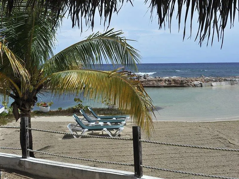 Club Ambiance (Adults Only) Hotel Runaway Bay